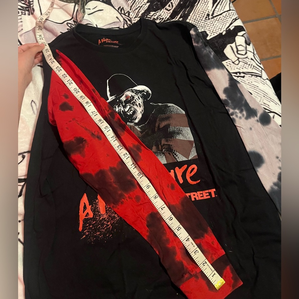A Nightmare on Elm Street Black and Red Long Sleeve Shirt - Picture 4 of 6